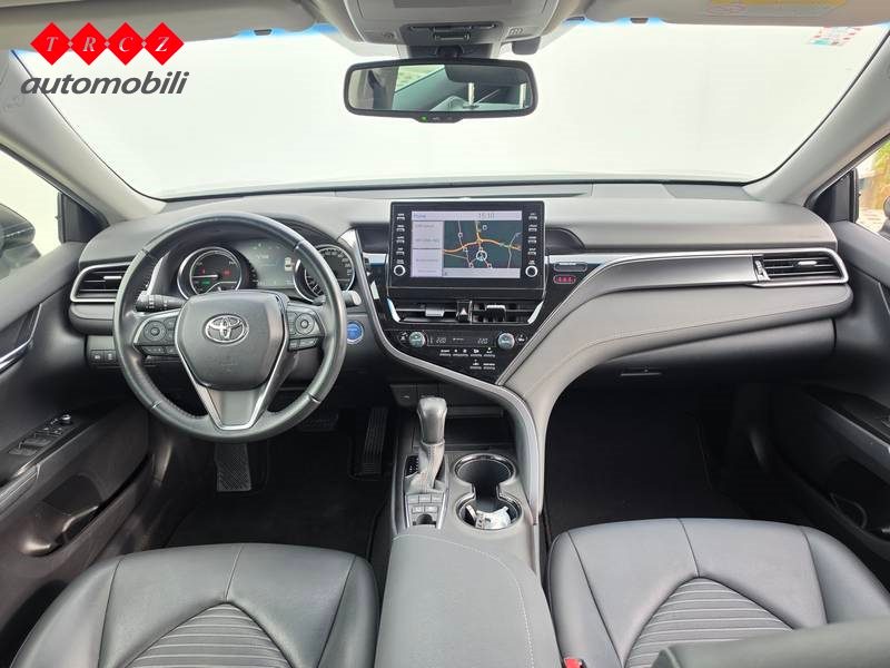 2021 Toyota Camry — fotografija 8