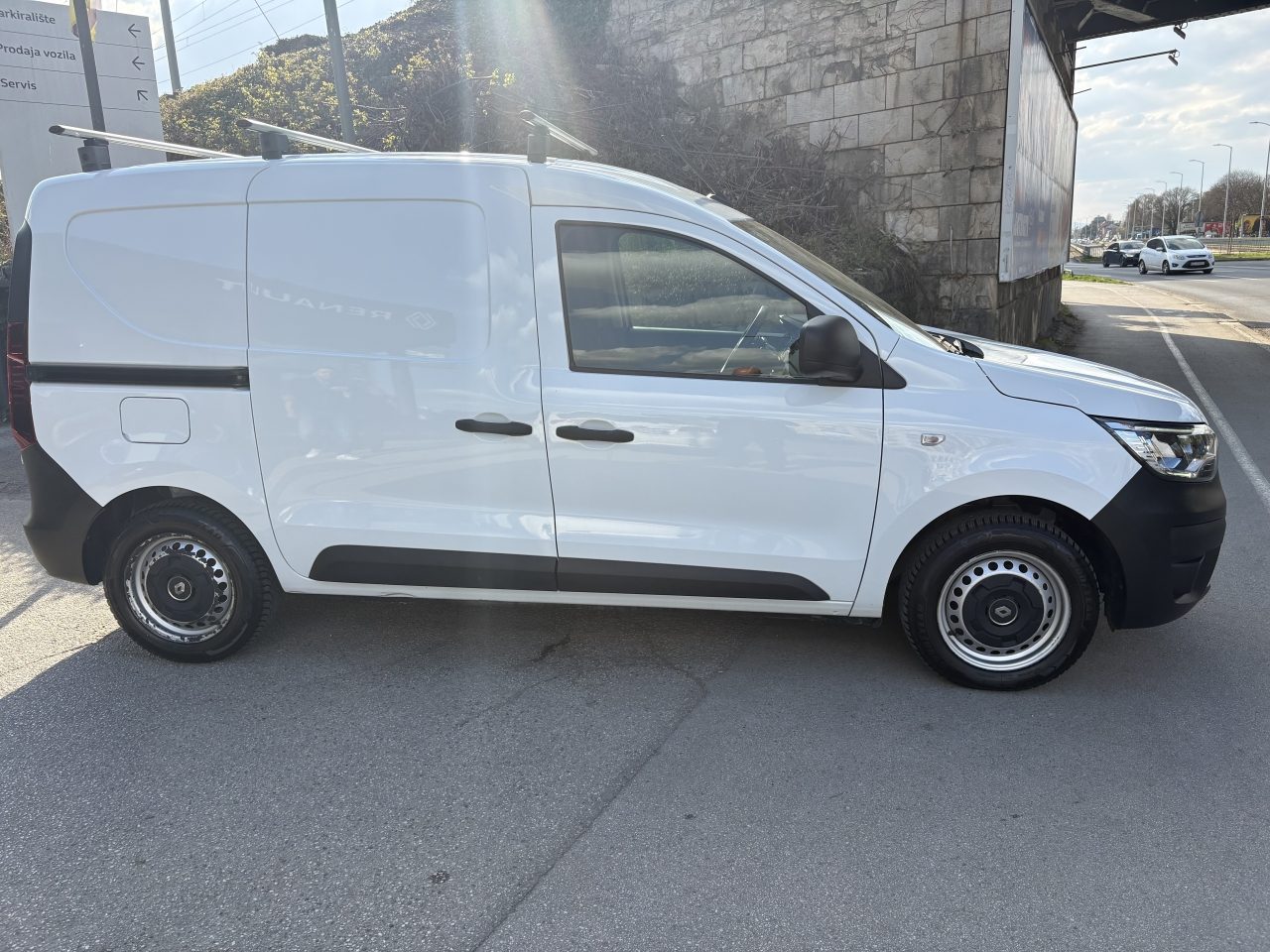 2022 Renault Express — fotografija 4