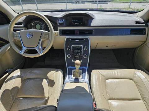 2011 Volvo V70 — sličica 10