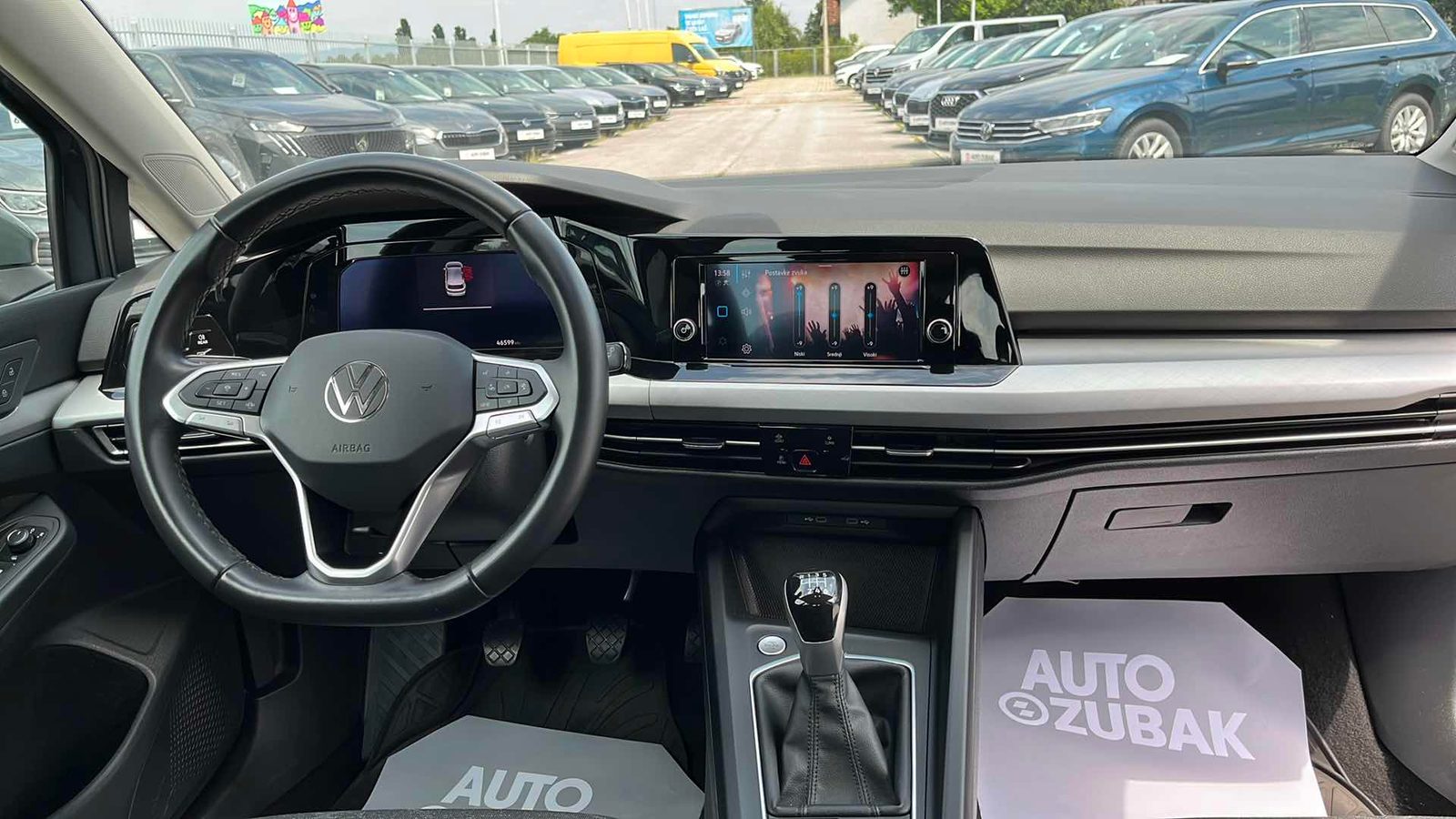 2024 Volkswagen Golf — fotografija 11