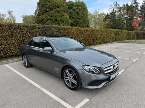 2016 Mercedes-Benz E-klasa — sličica 3