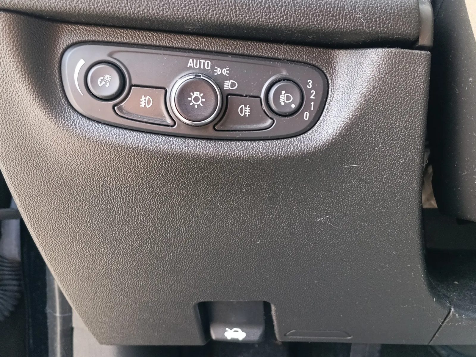 2019 Opel Insignia — fotografija 14