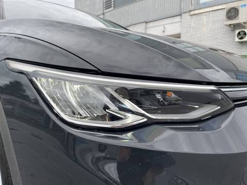 2021 Volkswagen Golf — sličica 13