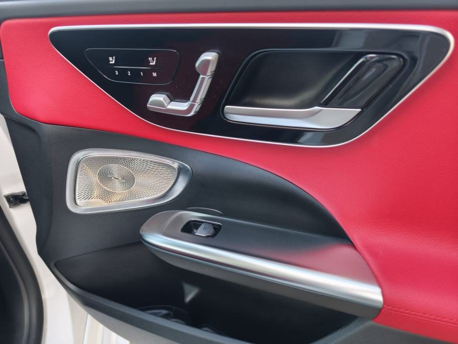 2025 Mercedes-Benz C-klasa — fotografija 14