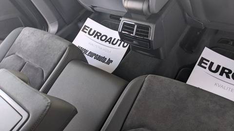 2021 Audi Q3 — sličica 29