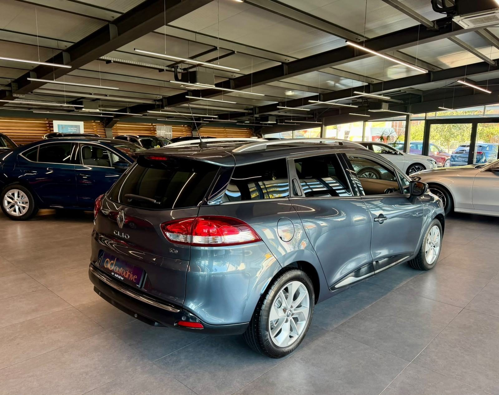 2017 Renault Clio Grandtour — fotografija 9