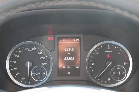 2020 Mercedes-Benz Vito — sličica 11