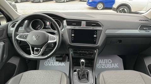 2022 Volkswagen Tiguan — sličica 11