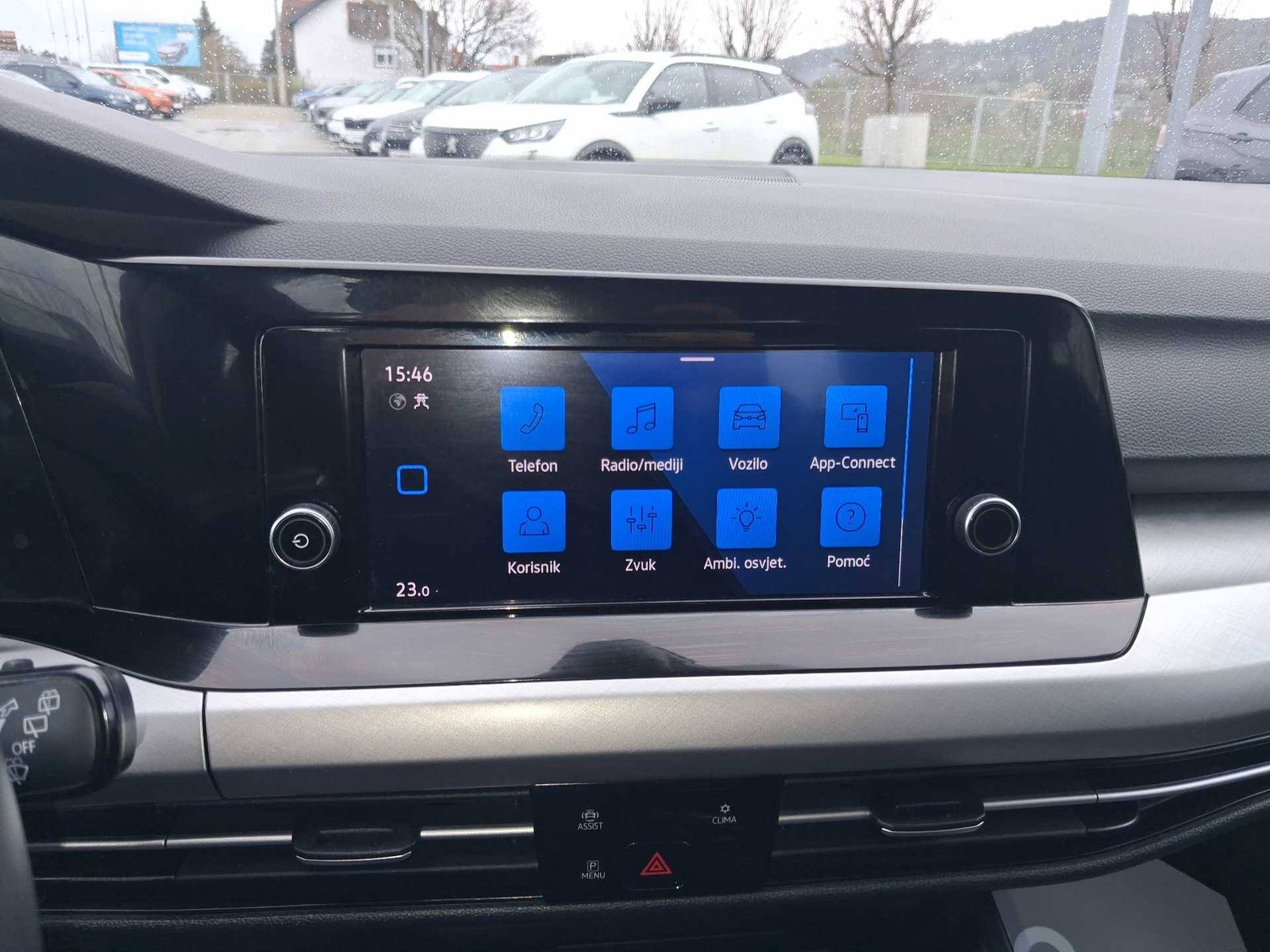 2024 Volkswagen Golf — fotografija 23