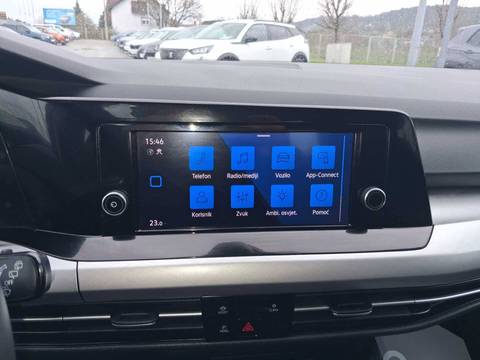 2024 Volkswagen Golf — sličica 23