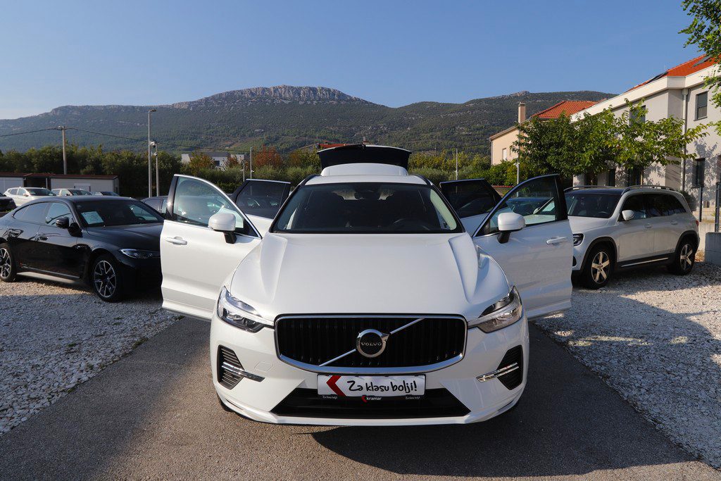 2025 Volvo XC60 — fotografija 14