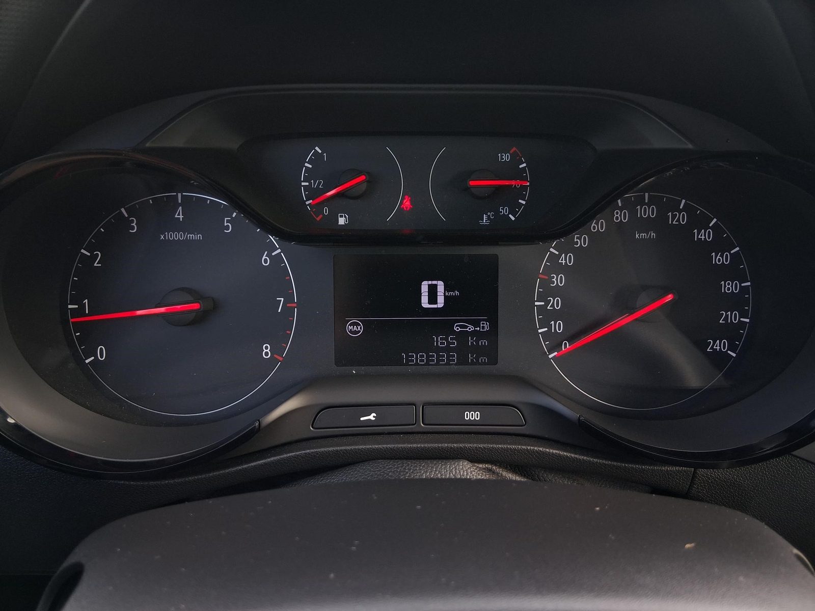 2020 Opel Crossland X — fotografija 11