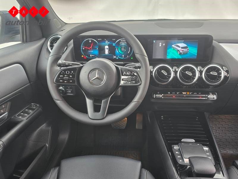 2021 Mercedes-Benz GLA — fotografija 9