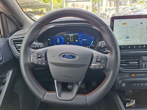2022 Ford Focus — sličica 15