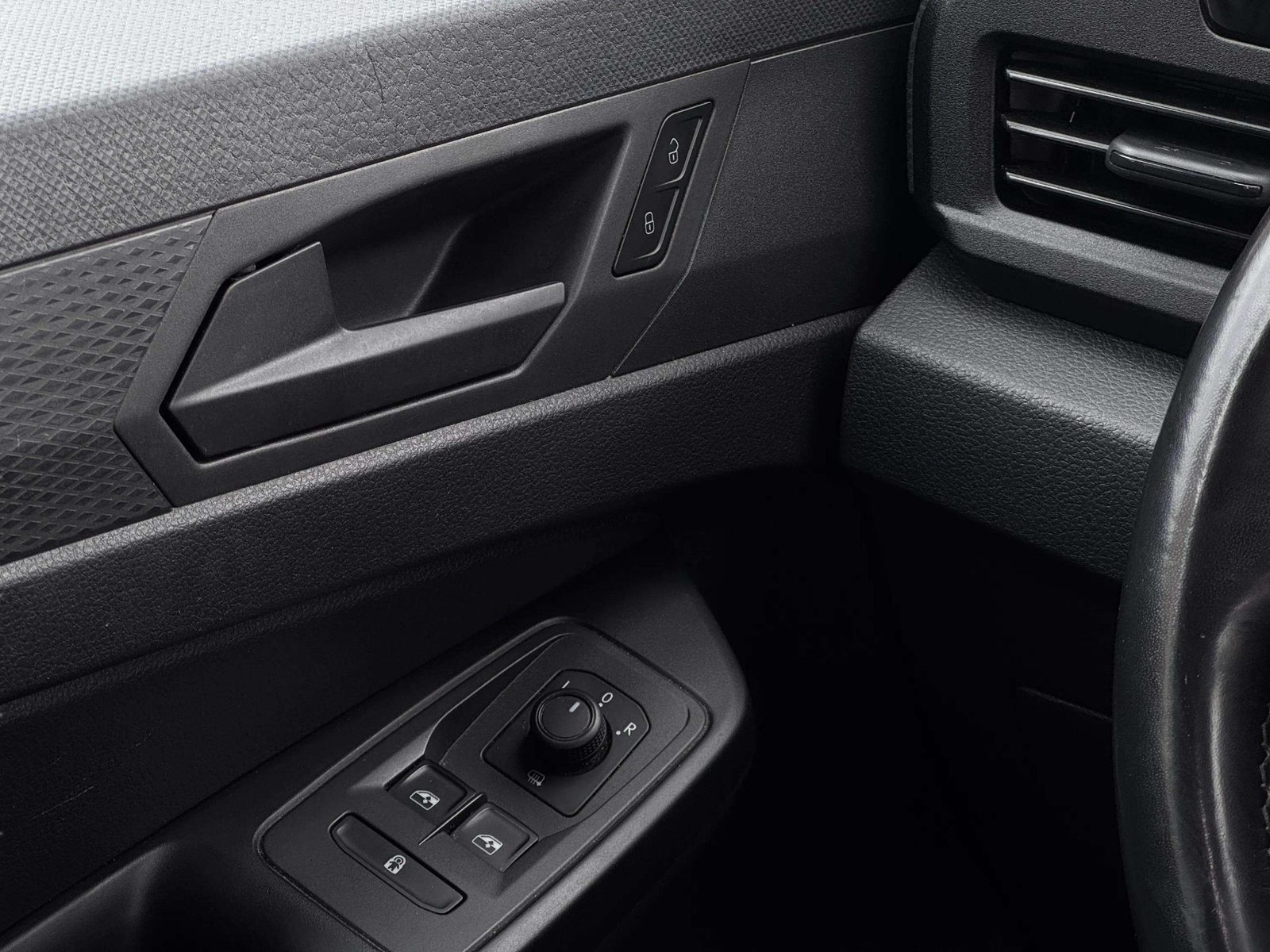 2021 Volkswagen Caddy Maxi — fotografija 28