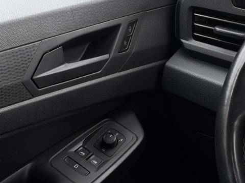 2021 Volkswagen Caddy Maxi — sličica 28