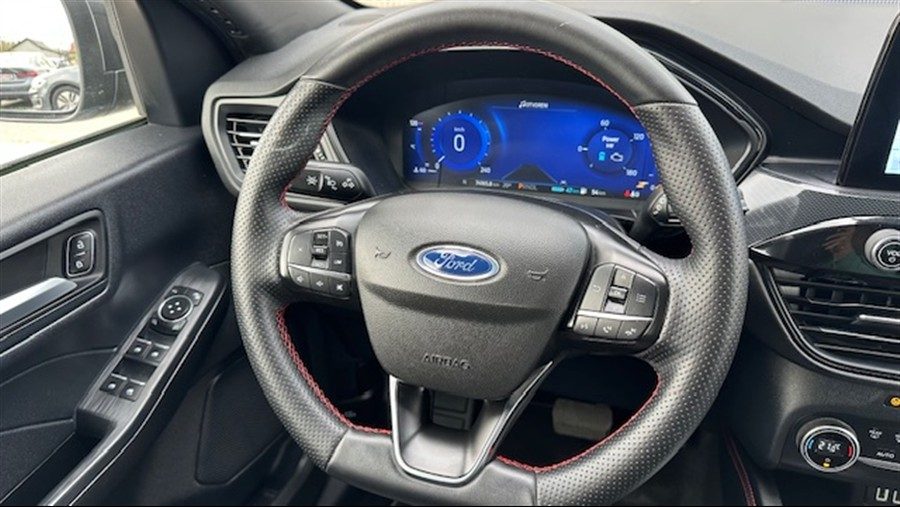 2021 Ford Kuga — fotografija 12