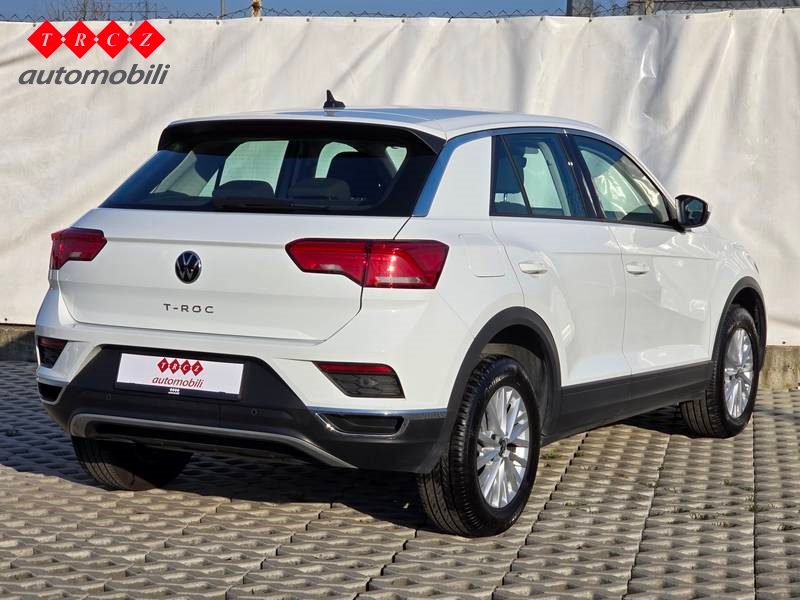 2021 Volkswagen T-Roc — fotografija 4
