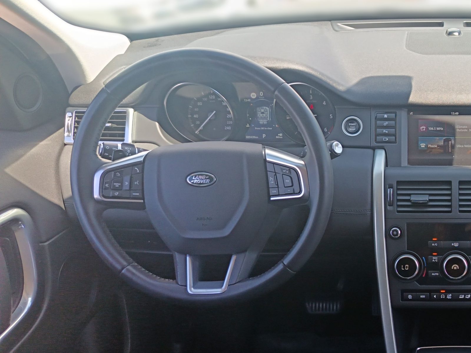 2019 Land Rover Discovery Sport — fotografija 17
