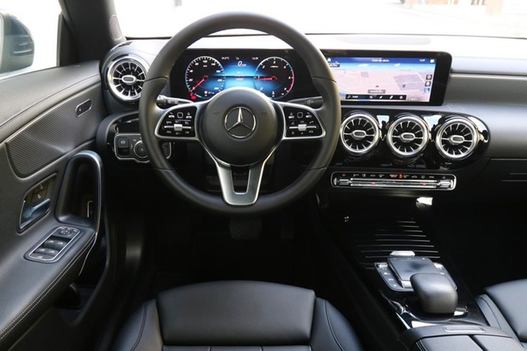 2020 Mercedes-Benz CLA Progressive — fotografija 11