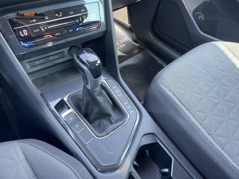 2021 Volkswagen Tiguan — sličica 19
