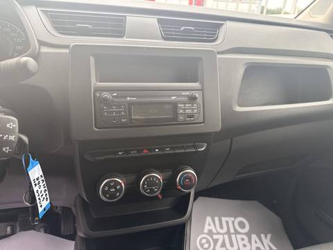 2022 Renault Express — sličica 17