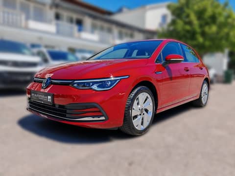 2023 Volkswagen Golf — sličica 2