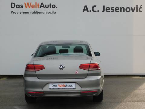 2015 Volkswagen Passat — sličica 5