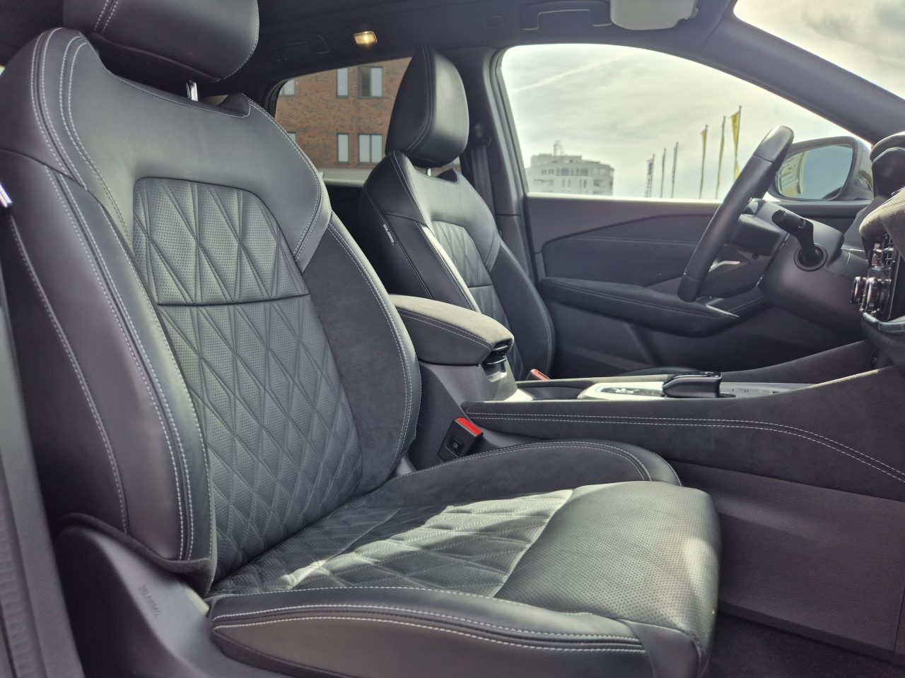2025 Nissan Qashqai — fotografija 10