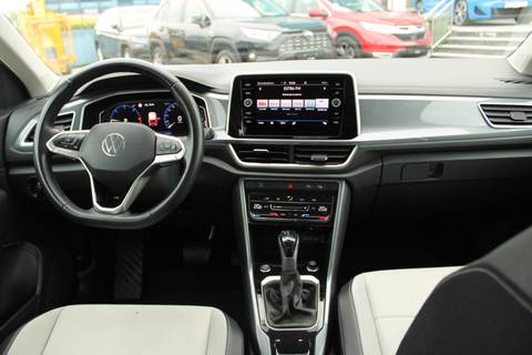 2023 Volkswagen T-Roc — sličica 13