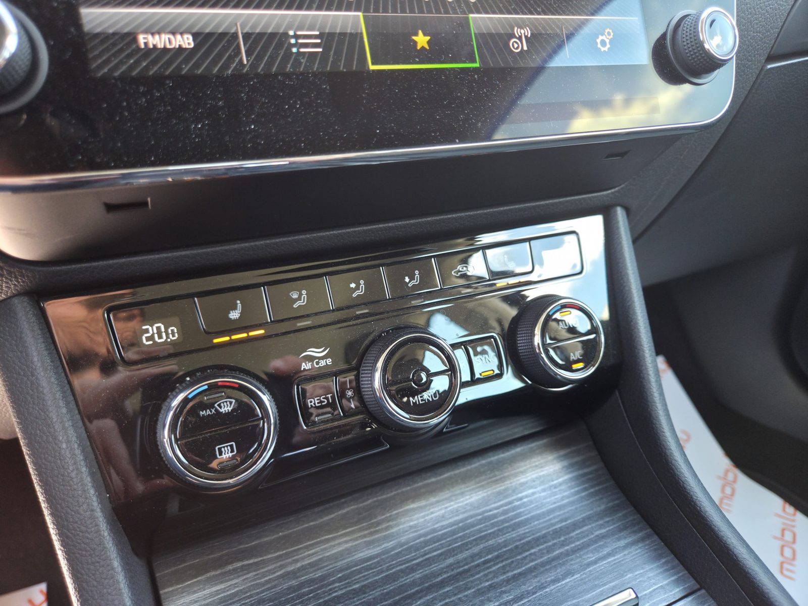 2023 Škoda Superb — fotografija 14