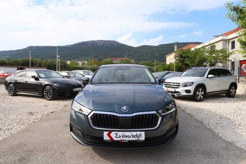2020 Škoda Octavia — sličica 4