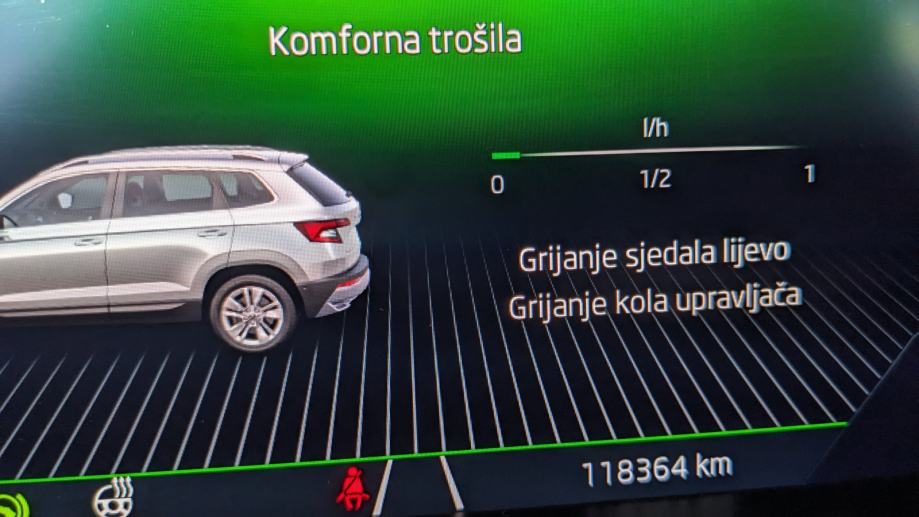 2022 Škoda Karoq — fotografija 24