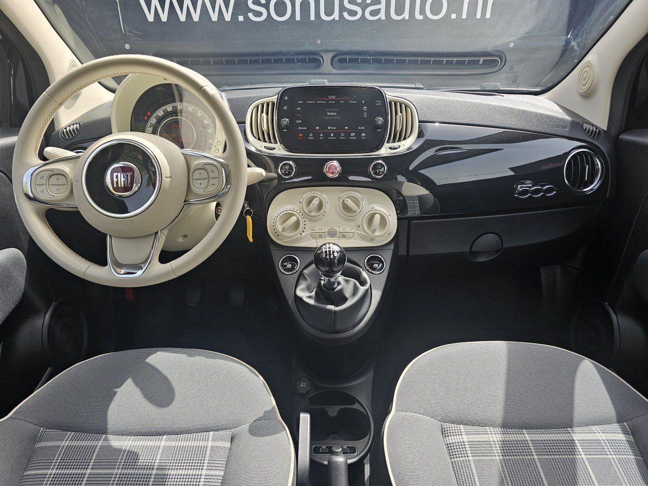2021 Fiat 500 — fotografija 9