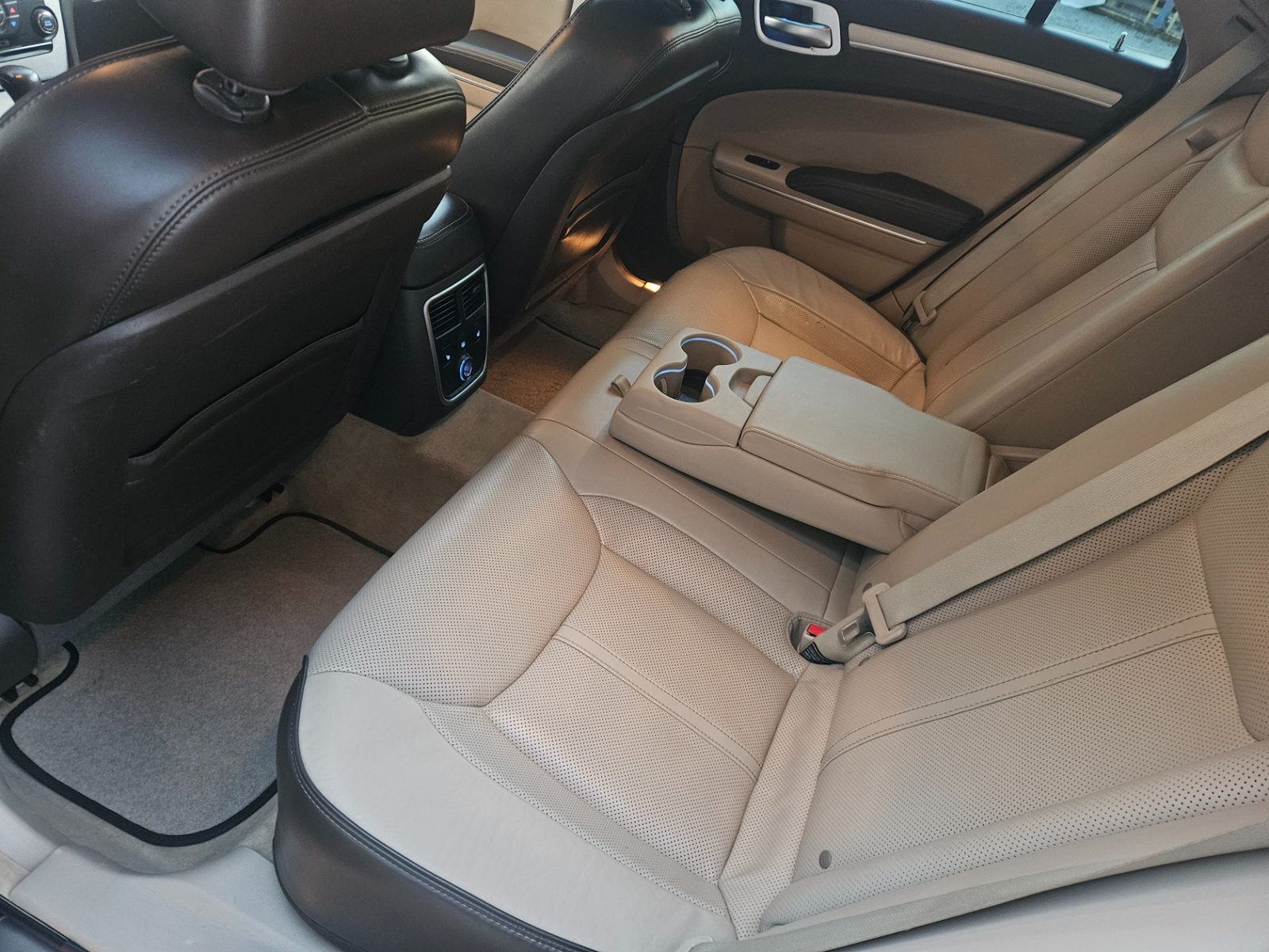 2013 Lancia Thema — fotografija 21