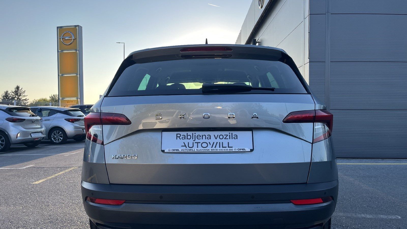 2021 Škoda Karoq — fotografija 5