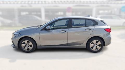 2022 BMW Serija 1 — sličica 4