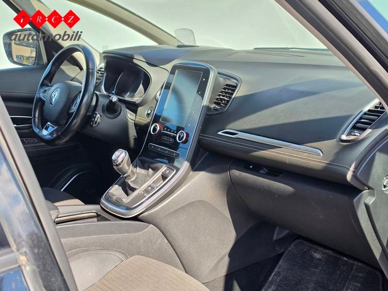 2017 Renault Scenic — fotografija 6