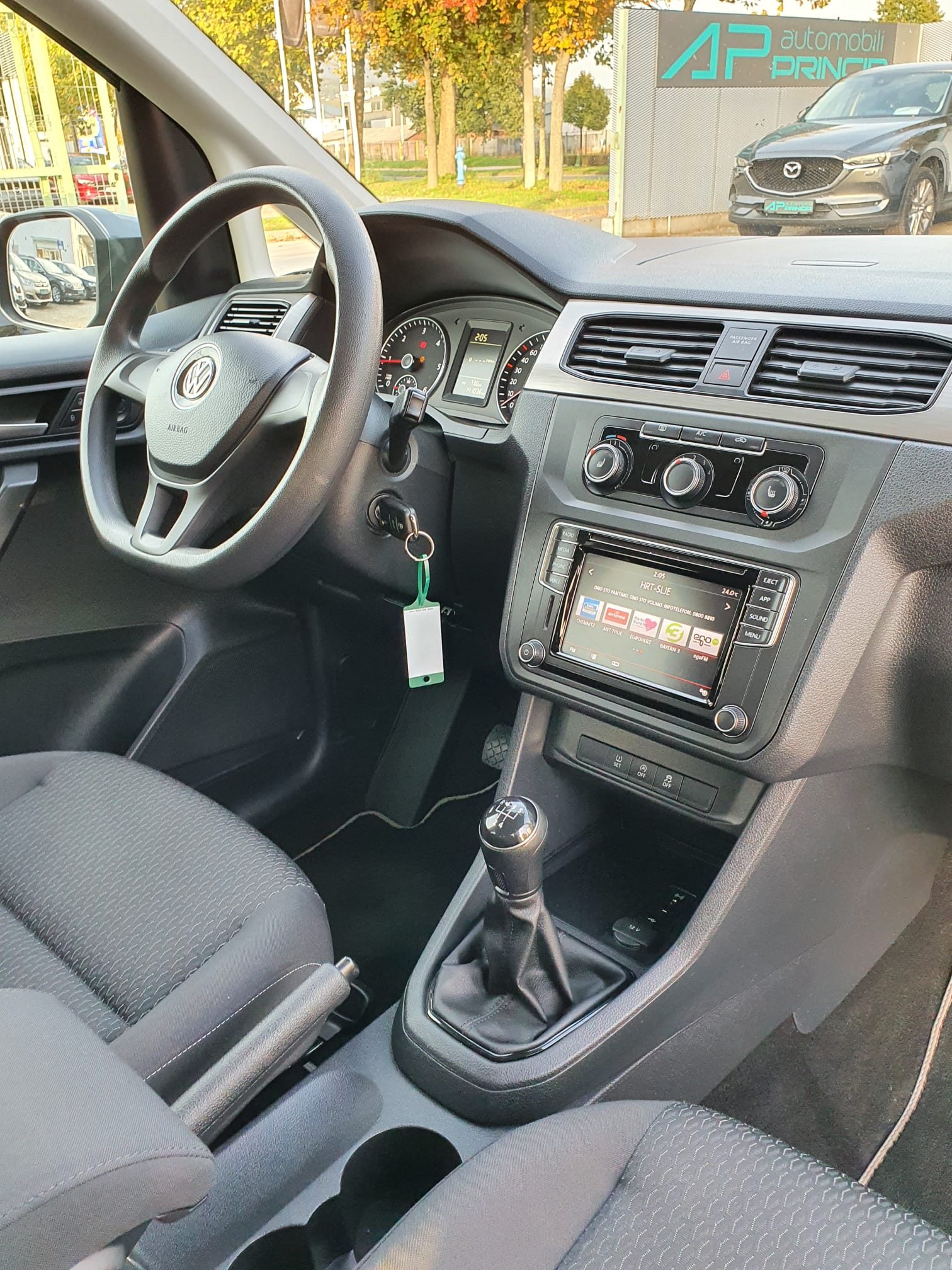 2019 Volkswagen Caddy — fotografija 23