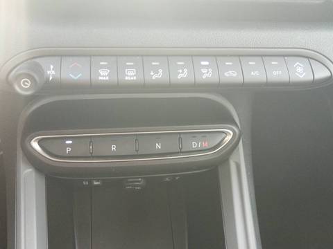 2024 Jeep Avenger — sličica 19