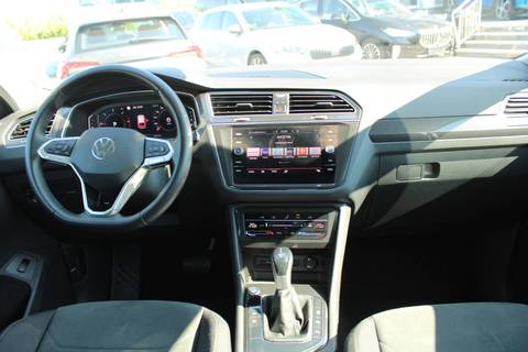 2023 Volkswagen Tiguan — sličica 14