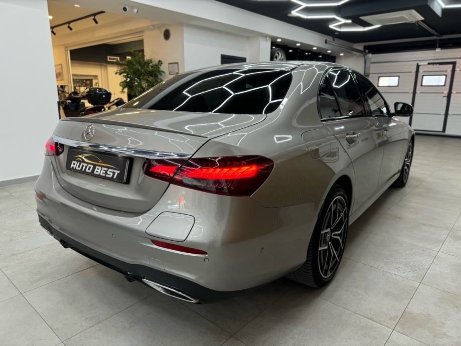 2022 Mercedes-Benz E-klasa — fotografija 3