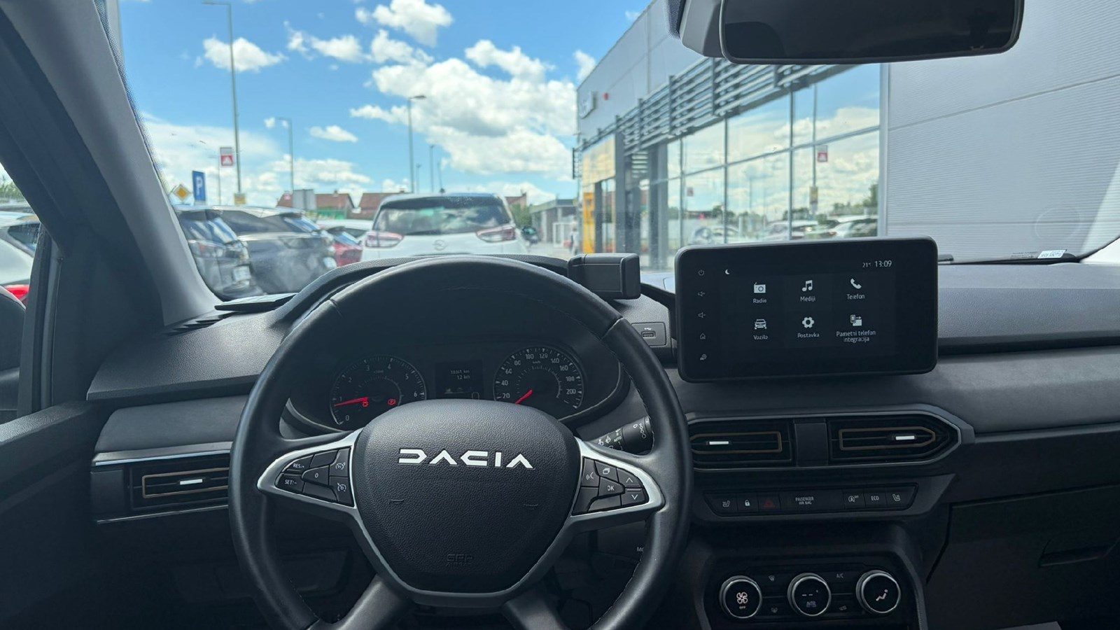 2024 Dacia Jogger — fotografija 18