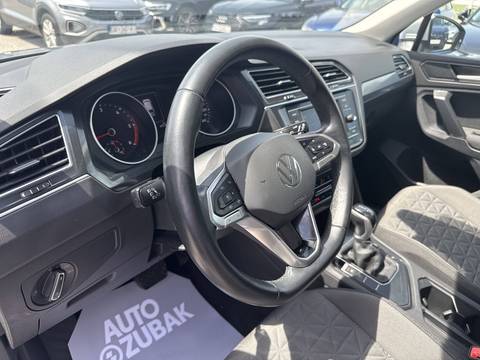 2023 Volkswagen Tiguan — sličica 25