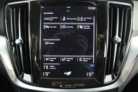 2021 Volvo V60 — sličica 19