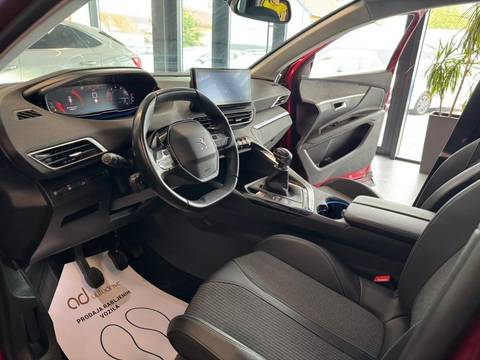 2021 Peugeot 3008 — sličica 13