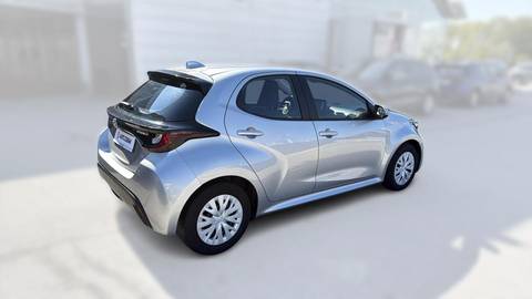 2022 Toyota Yaris — sličica 7
