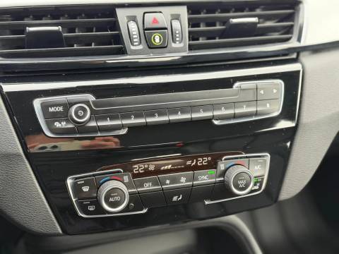 2020 BMW X1 — sličica 22