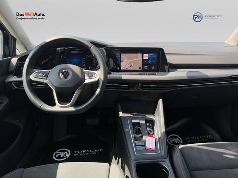 2021 Volkswagen Golf — sličica 9