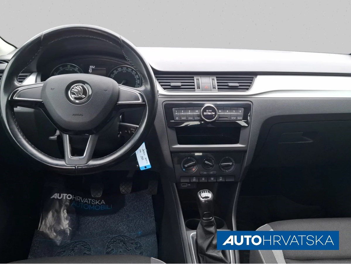 2018 Škoda Rapid — fotografija 9